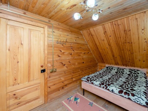 Коттедж №5 трехкомнатный, база отдыха «Маричка», Кирилловка. Фото 15