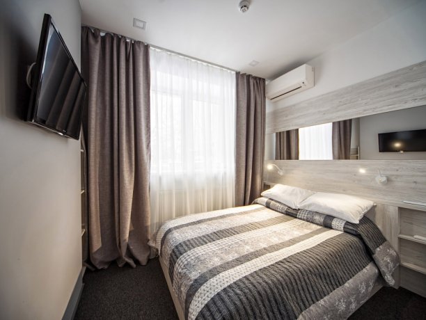 Стандарт №3 однокомнатный, гостиница «Lviv hotel "Sacvoyage"», Львов. Фото 5