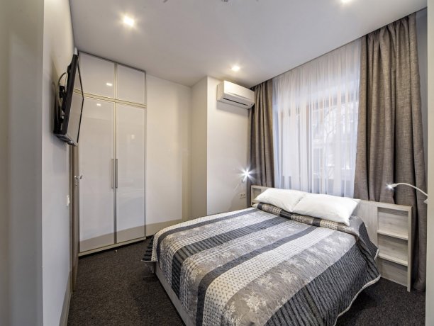 Стандарт №6 однокомнатный, гостиница «Lviv hotel "Sacvoyage"», Львов. Фото 1