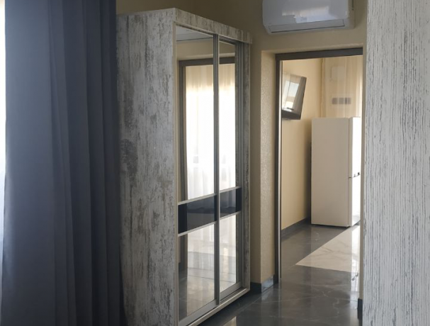 Люкс №1 (1 кот) двухкомнатный, база отдыха «Альфа», Кирилловка. Фото 6