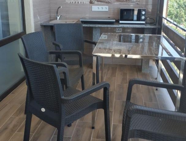 Люкс №3 (1 кот) двухкомнатный, база отдыха «Альфа», Кирилловка. Фото 4