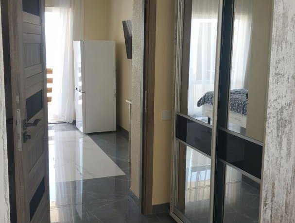 Люкс №3 (1 кот) двухкомнатный, база отдыха «Альфа», Кирилловка. Фото 6