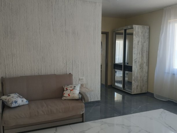 Люкс №4 (2 кот) двухкомнатный, база отдыха «Альфа», Кирилловка. Фото 8