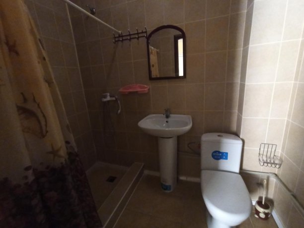 Полулюкс №2 (1 корп) однокомнатный, база отдыха «Золотое Руно», Кирилловка. Фото 4