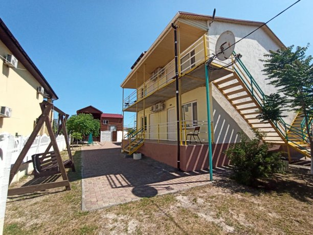 Полулюкс №5 (1 корп) однокомнатный, база отдыха «Золотое Руно», Кирилловка. Фото 2