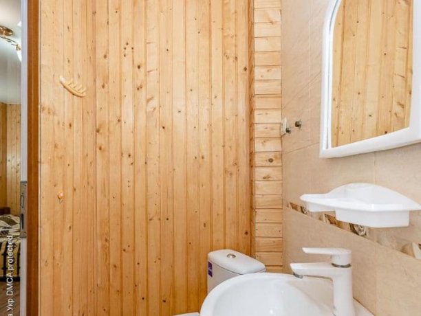 Люкс 4х-местный однокомнатный, гостевой дом «ГД "Триумф"», Кирилловка. Фото 7