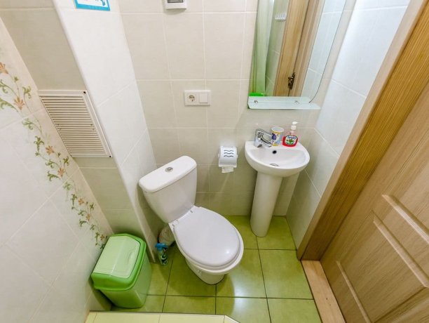 Люкс 2-х местный однокомнатный, база отдыха «Смальта», Кирилловка. Фото 3