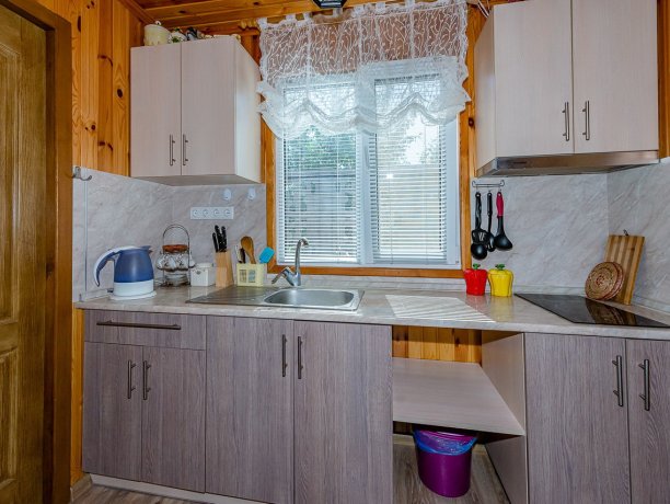 Коттедж №1 Люкс 4х местный одноэтажный трехкомнатный, база отдыха «ЛенСити», Кирилловка. Фото 10