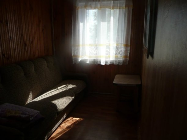 Коттедж №2 трехкомнатный, база отдыха «Орион», Кирилловка. Фото 4