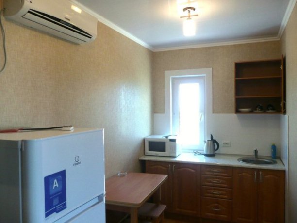 Люкс №7-2 двухкомнатный, база отдыха «Орион», Кирилловка. Фото 11