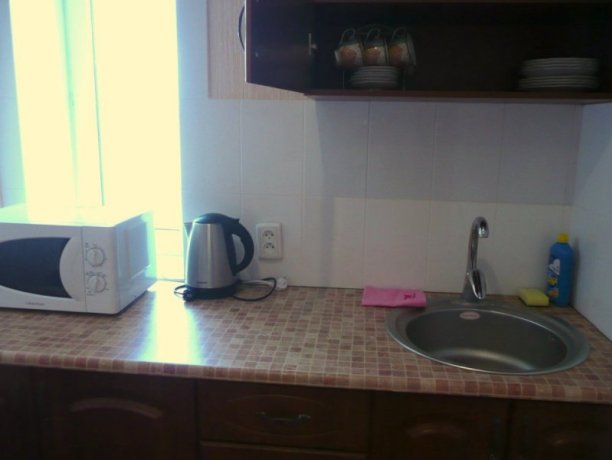 Люкс №7-4 двухкомнатный, база отдыха «Орион», Кирилловка. Фото 10