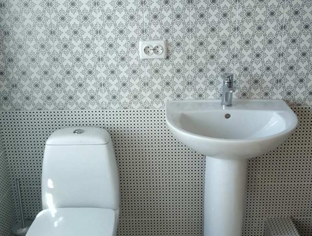 Люкс №8(3к) двухкомнатный, база отдыха «Арис», Кирилловка. Фото 9