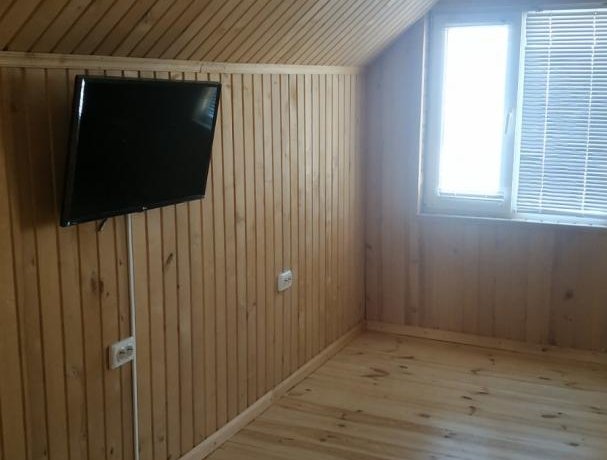 Люкс №15 (3к) двухкомнатный, база отдыха «Арис», Кирилловка. Фото 11