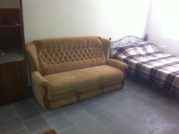 Люкс №15 (2к) однокомнатный, база отдыха «Арис», Кирилловка. Фото 1